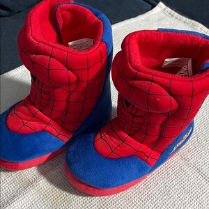 Marvel Spider-Man Plush Kids Slippers in Red and Blue